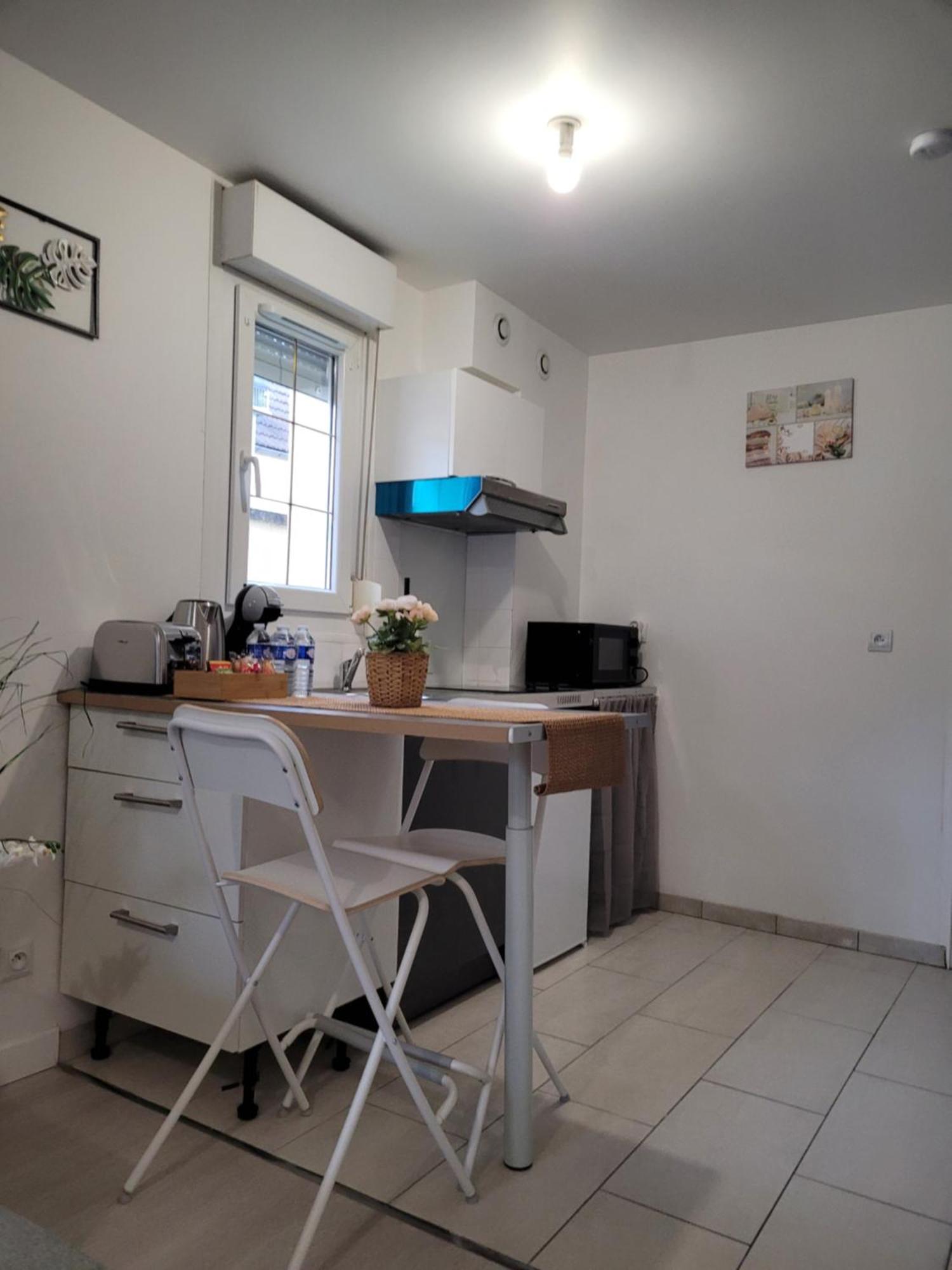 Cocooning House 204 Suite Green- Superb Studio Aeroport Paris Roissy Cdg, Parc Asterix, Chateau De Chantilly, Stade De France 叙尔维列 外观 照片