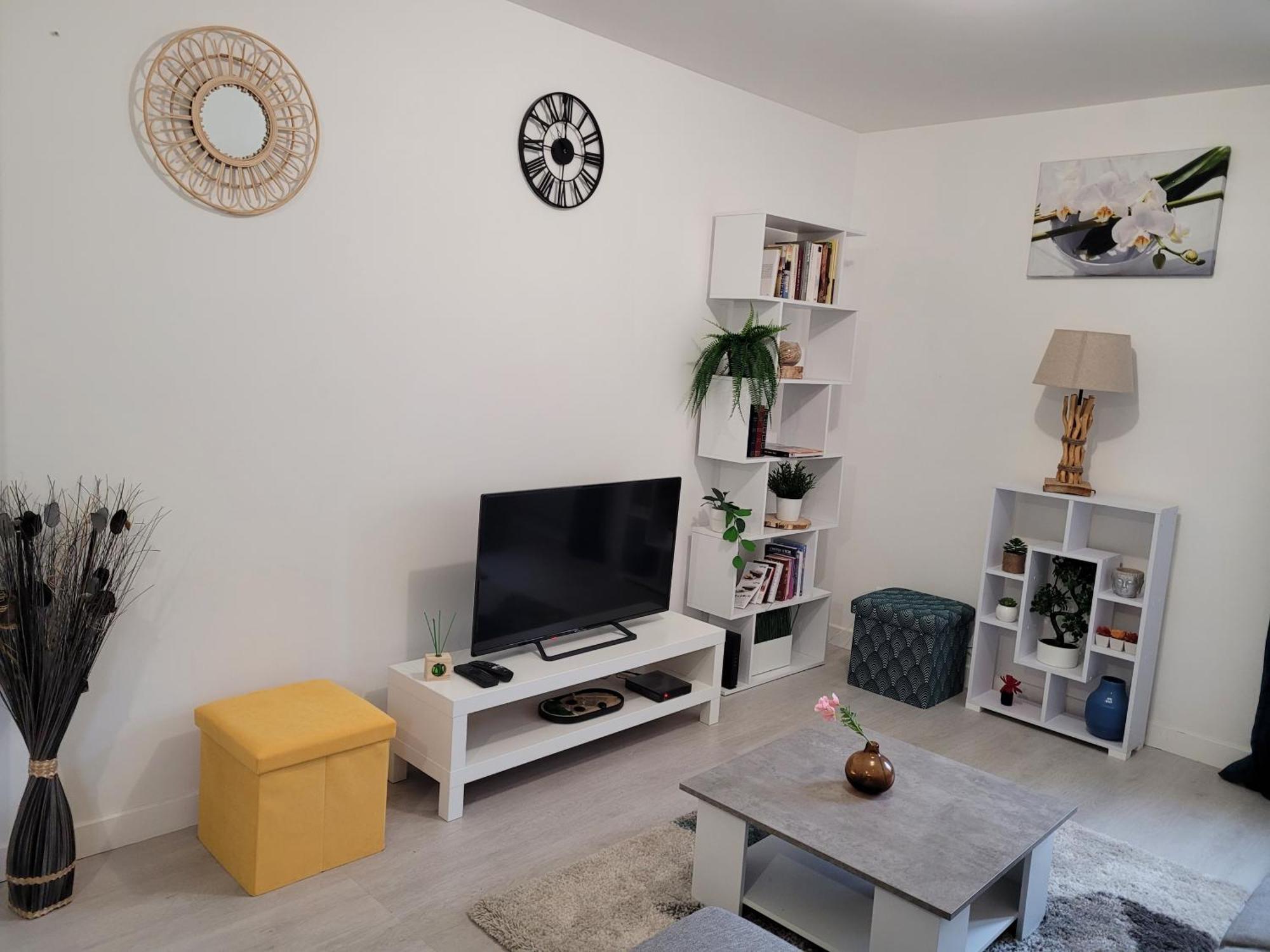 Cocooning House 204 Suite Green- Superb Studio Aeroport Paris Roissy Cdg, Parc Asterix, Chateau De Chantilly, Stade De France 叙尔维列 外观 照片